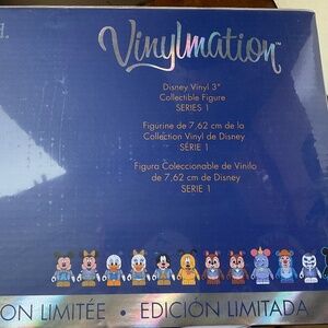 Disney world 50th anniversary vinylmation